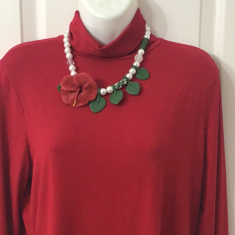 Red Flower & Faux Pearl Handmade By Artist Vintage Clay Jewelry Necklace. NWT.